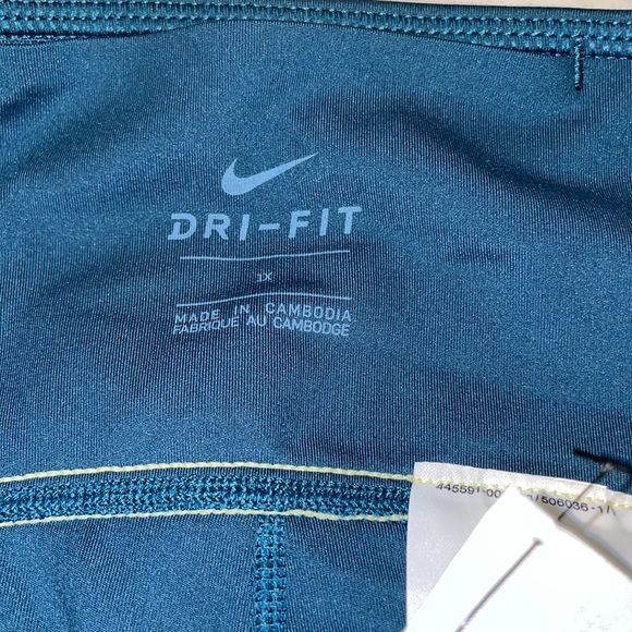 Nike One Luxe Tight Plus Size 1X - Picture 3 of 5